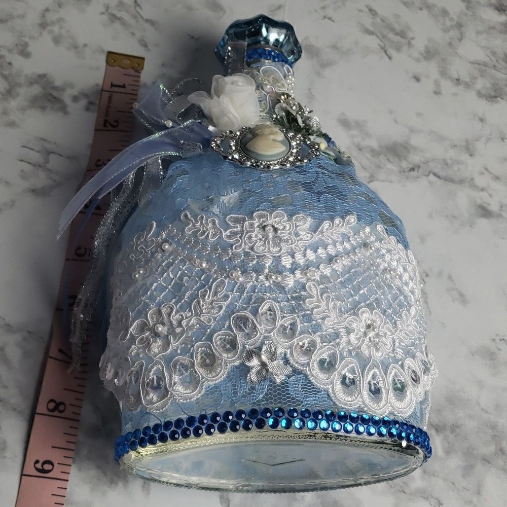 ‎Blue Victorianesque Bottle - Picture 7 of 12
